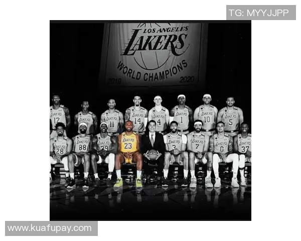 浓眉回忆被交易时首要任务是致电詹姆斯分享心情与未来计划 浓眉回忆被交易时首要任务是致电詹姆斯分享心情与未来计划