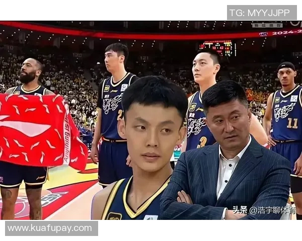 男篮强力锋线加盟广东队杜锋迎强援新赛季期待更大突破 男篮强力锋线加盟广东队杜锋迎强援新赛季期待更大突破