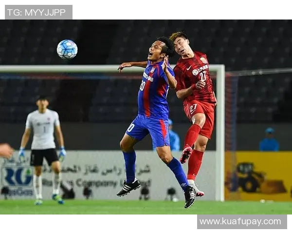 柏太阳神与三分的激烈对决揭示了足球战术的深层次博弈与精彩瞬间